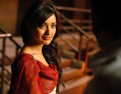 Yamla Pagla Deewana 2 my biggest film so far: Neha Sharma   Read more at: http://indiatoday.intoday.in/story/yamla-pagla-deewana-2-biggest-film/1/260448.html
